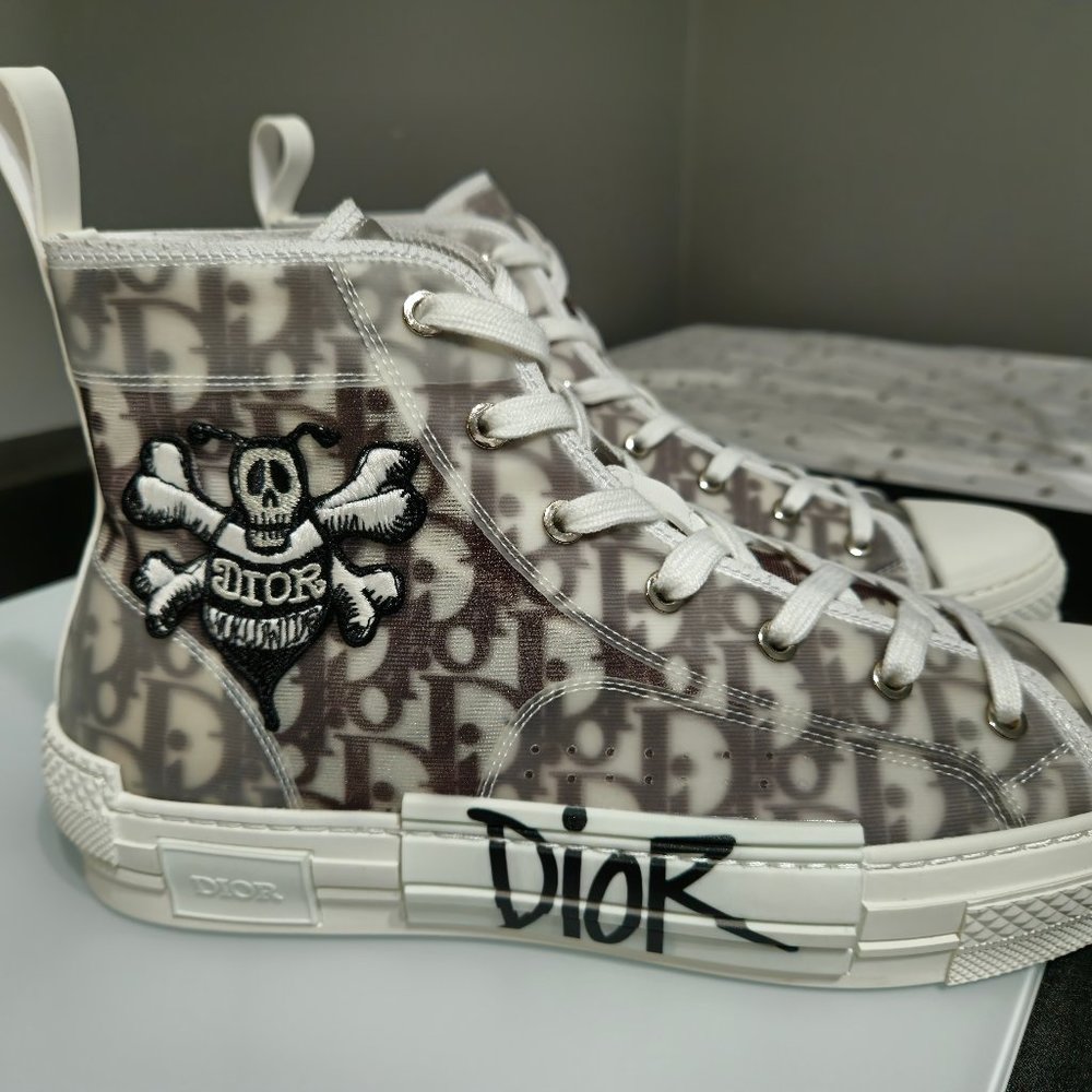 Dior And Shawn B23 High Top - Bee Embroidery